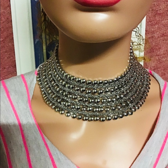 Big and Beautiful Maxi Necklaces for Women Fashion Choker Statement Necklace - Picture 4 of 13